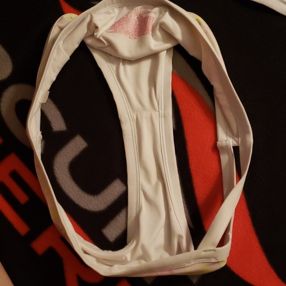 GUC...Victoria Secret 34D/MEDIUM 2pc bikini - Picture 7 of 8